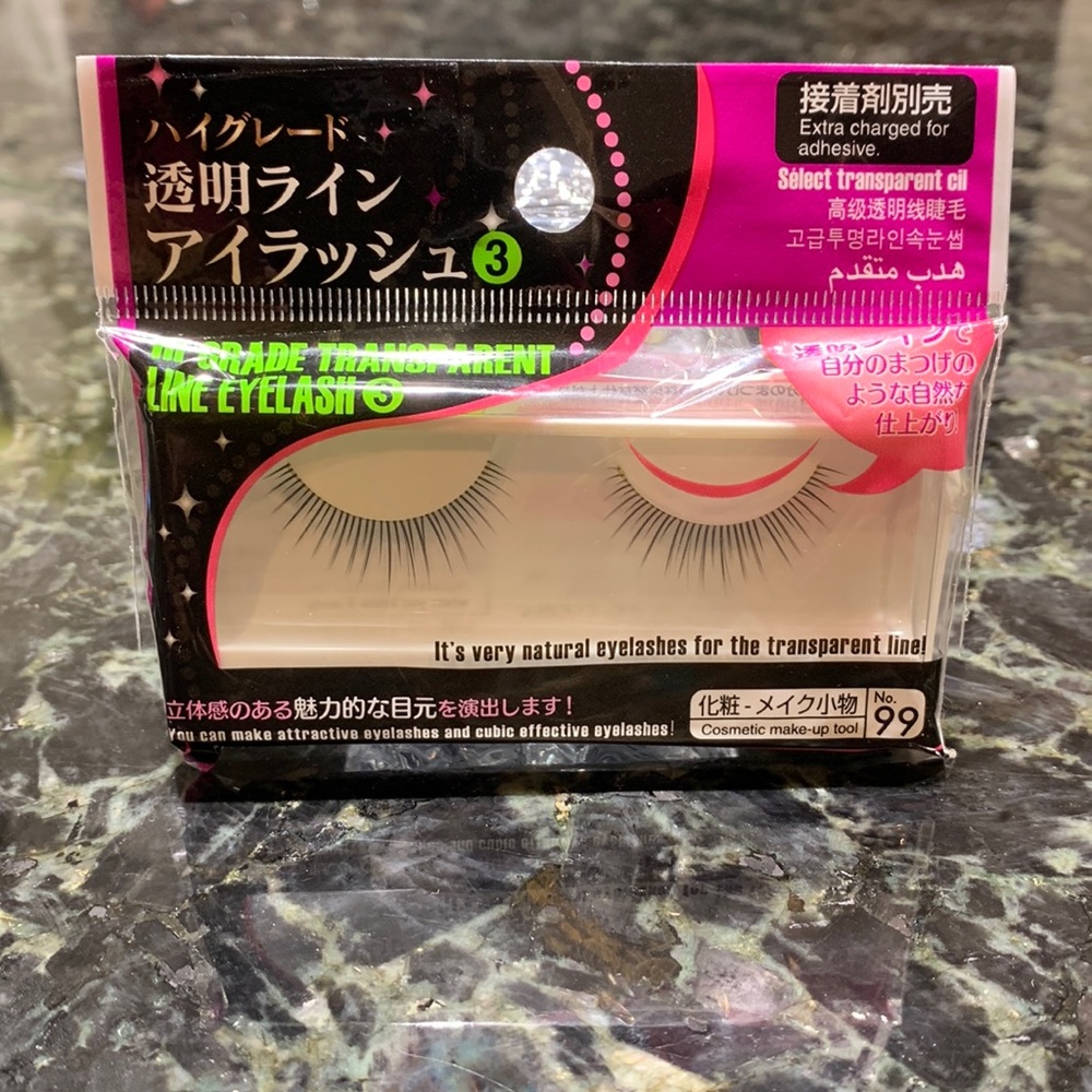 NWT Fake eye lashes and Eyelash Glue